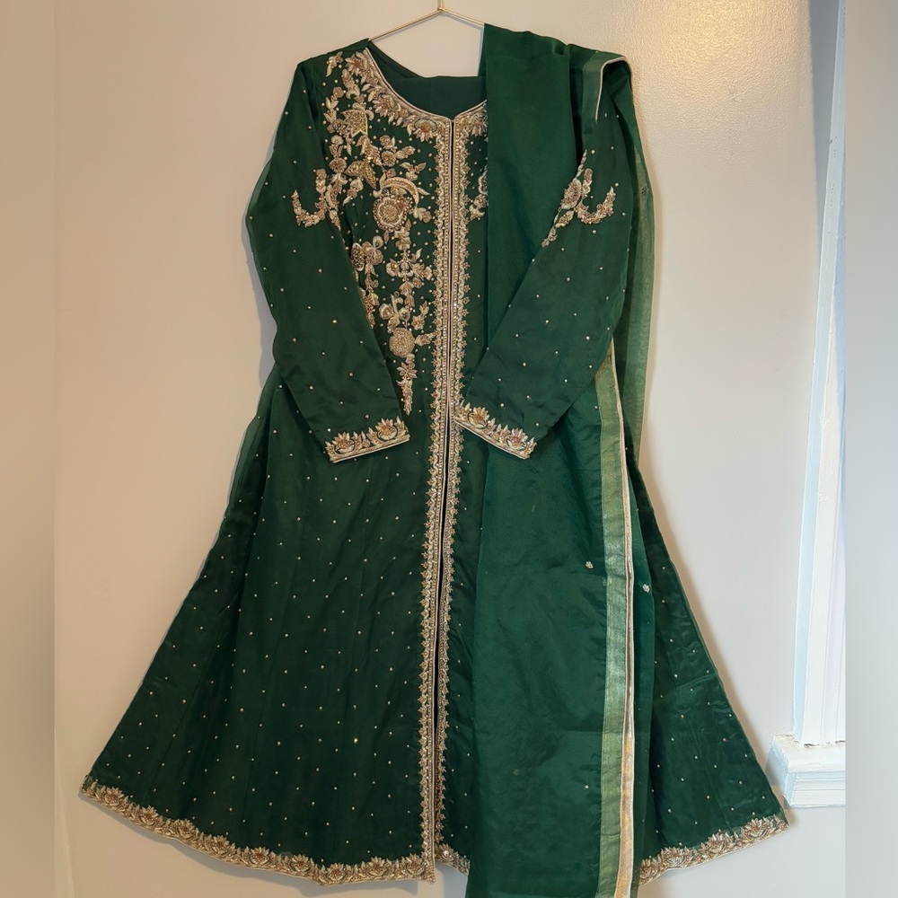 4 Piece Pakistani Suit for wedding